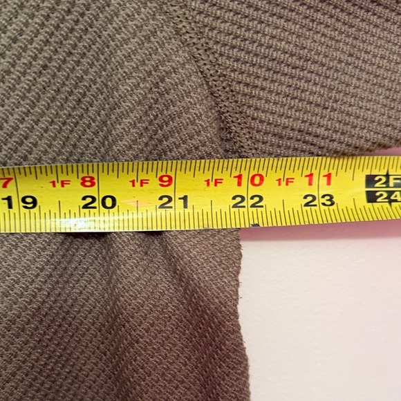 KUHL Womens Thermal Turtleneck Flowy Olive Green Top Outdoor Activewear Size XL - Picture 7 of 8